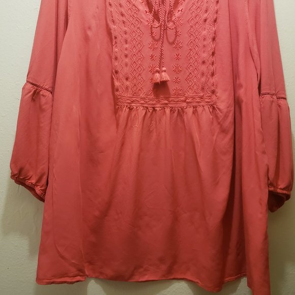 WOMEN'S PLUS SIZE 2X ST. JOHN'S BAY BLOUSE - Picture 2 of 5